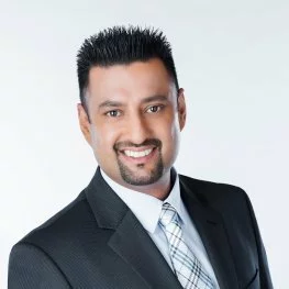 Sukhi Kang, Surrey, Real Estate Agent